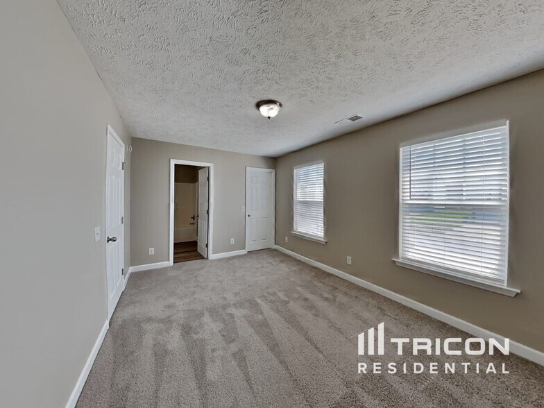 Building Photo - 815 Chilhowee Ct