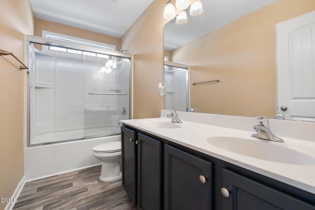 Building Photo - 7603 Weathered Oak Way