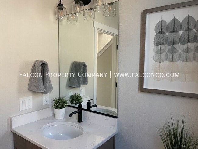 Building Photo - 8224 Harvey Logan Dr