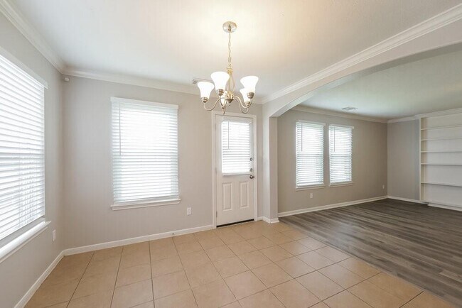 Building Photo - 2614 Elder Park Ct