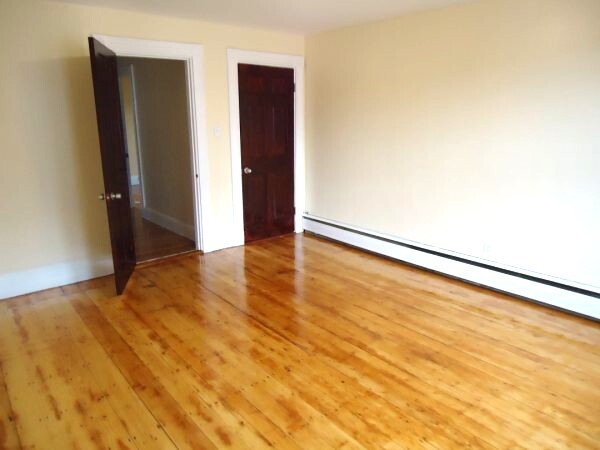 Building Photo - 46 Aspinwall Ave
