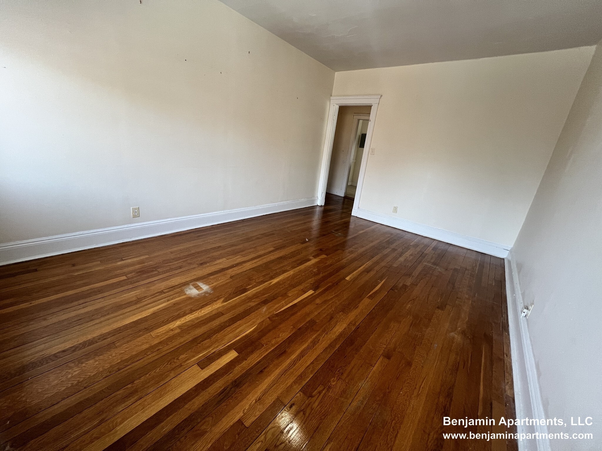 Building Photo - 120 Washington St