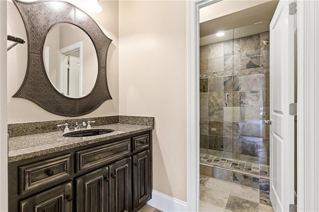 Building Photo - 6335 Howell Cobb Ct