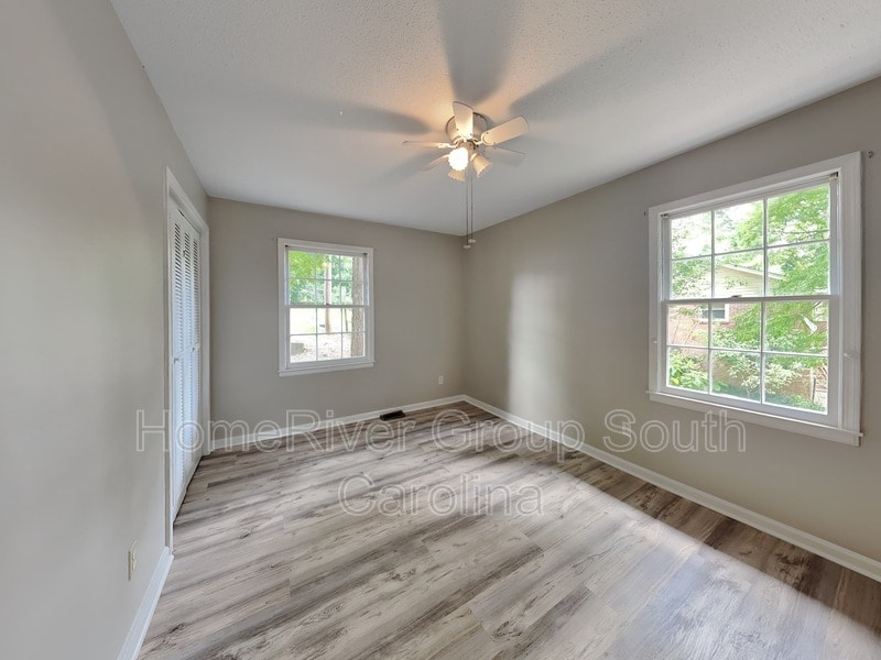 Building Photo - 2380 Spring Valley Dr