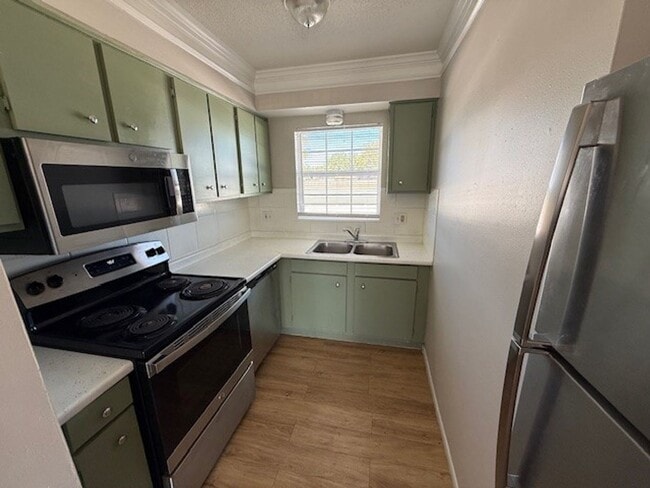 Building Photo - 2 Bed/1.5 Baths, 2nd Floor Condo at Palms of Mt. Dora AVAILABLE NOW!