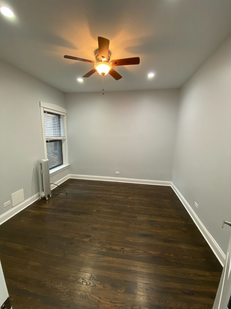 Building Photo - 4713 N Albany Ave