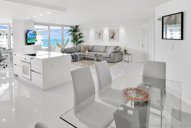 Building Photo - 550 S Ocean Blvd