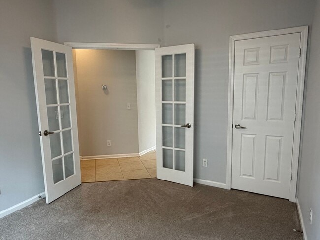 Building Photo - Beautiful Sun City Home