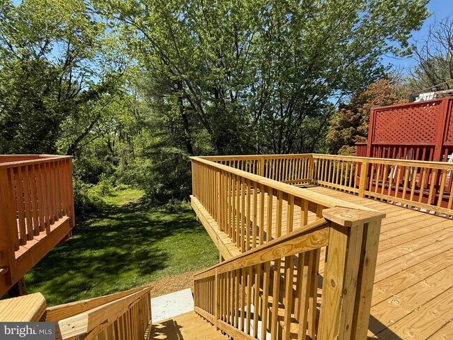 Building Photo - 4 Bright Star Ct
