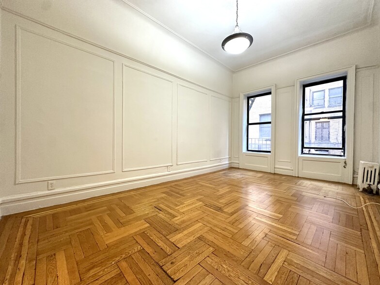 Building Photo - 664 W 163rd St