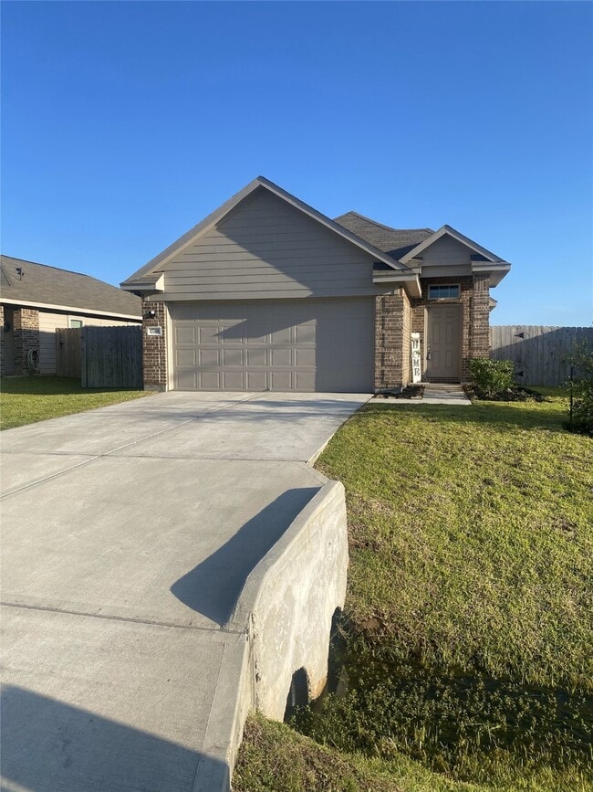 Primary Photo - 17768 Lionheart Rd