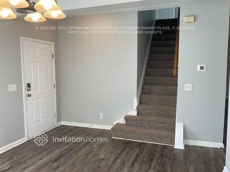 Building Photo - 1108 Sandstone Ct