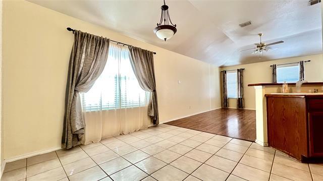 Building Photo - 203 Waterford Dr