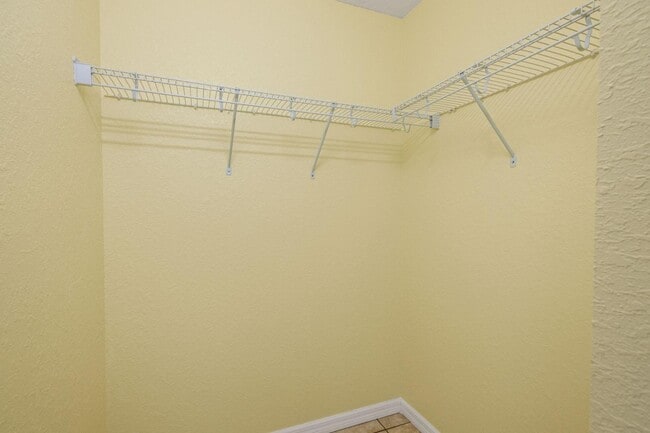 Building Photo - 5363 Pierpoint Ave