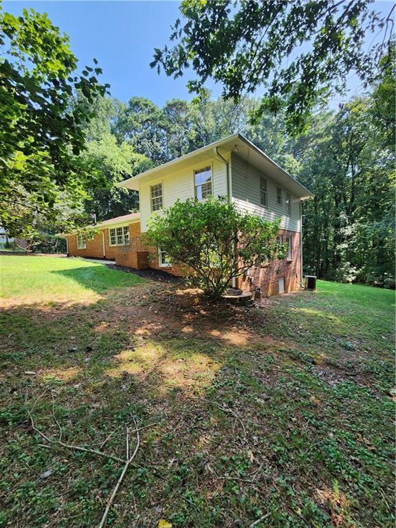 Building Photo - 2755 Beverly Hills Dr