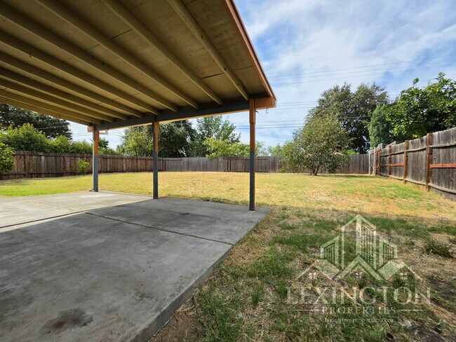 Building Photo - Charming 3BD, 1BA, Home with Modern Upgrades in Antelope, CA