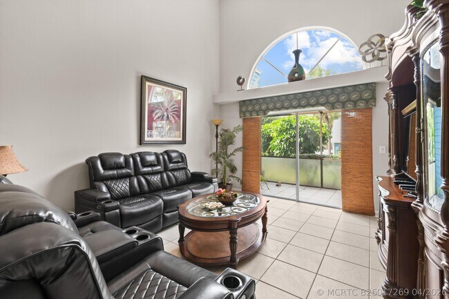 Building Photo - 1003 Ocean Dunes Cir