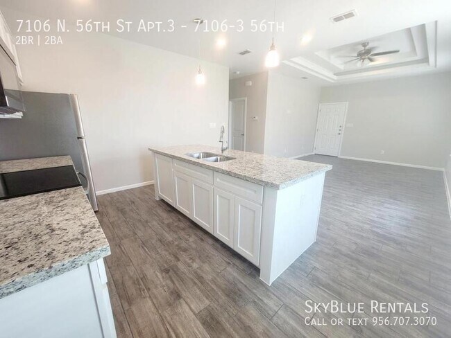 Building Photo - 7106 N 56th Ln