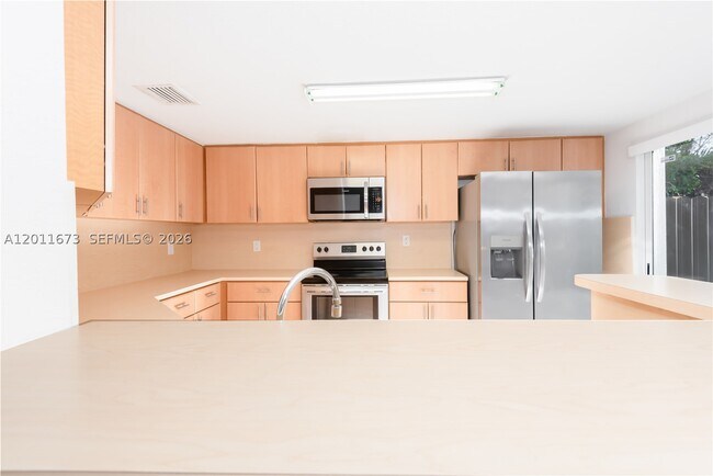 Building Photo - 8902 NW 109th Ct