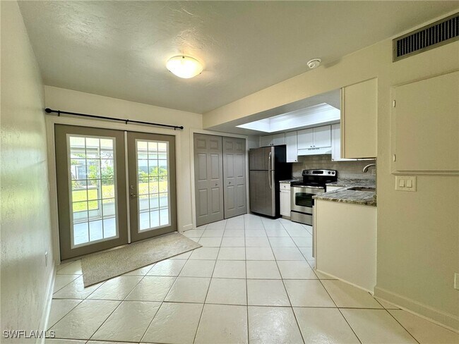 Building Photo - 16080 Dublin Cir