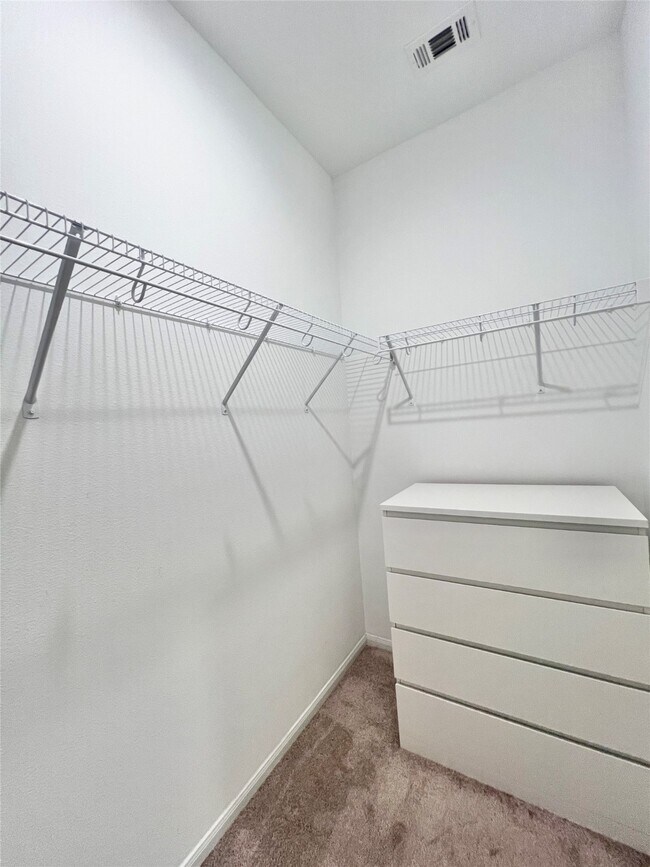 Building Photo - 17835 Plow Horse Ln