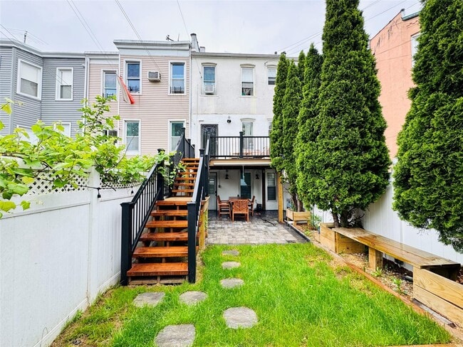 Building Photo - 79-58 78th Ave