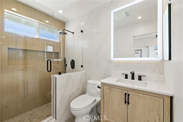 Building Photo - 118 Avenida Santa Margarita