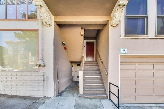 Building Photo - 277 Francisco St