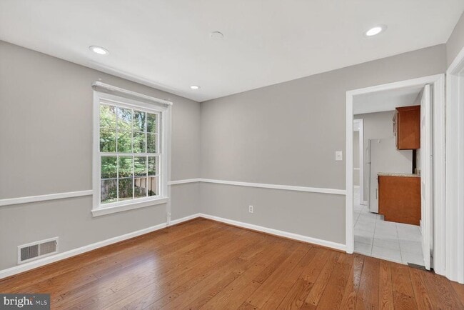 Building Photo - 5109 Blue Ridge Ave