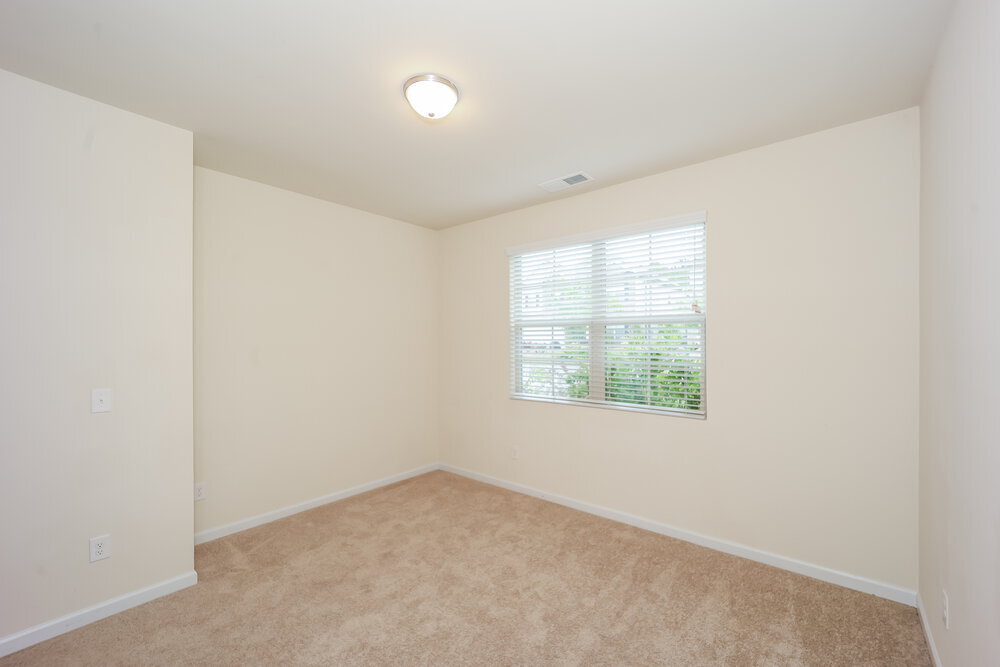 Building Photo - 380 Hamilton Pointe Dr
