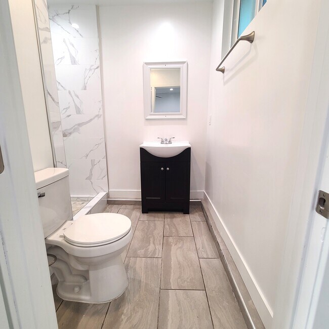 Building Photo - 7708 Etiwanda Ave