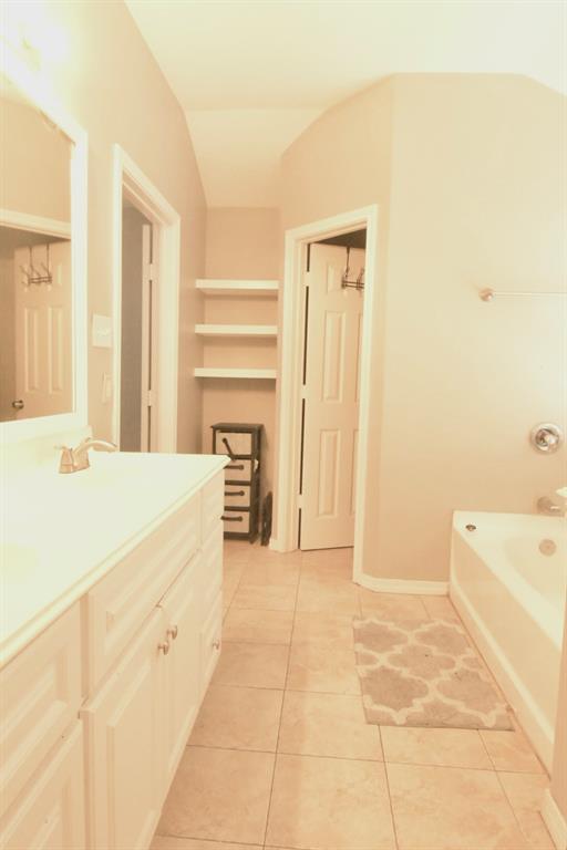 Building Photo - 21630 Trilby Way