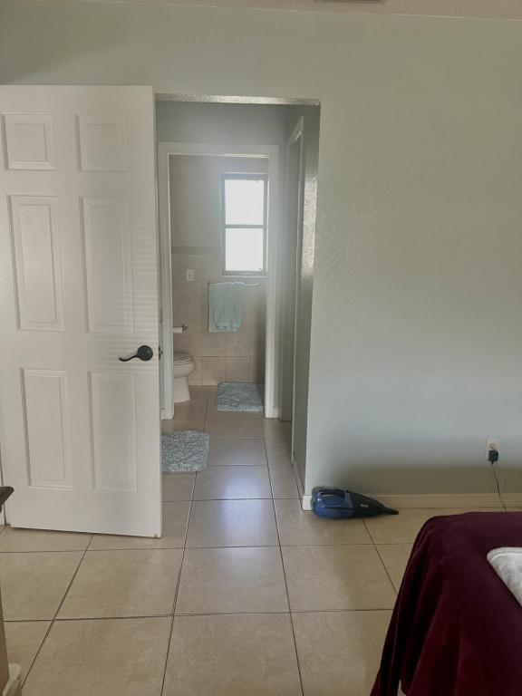 Building Photo - 2013 Redmond St