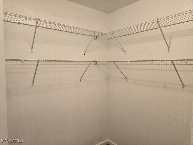 Building Photo - 12940 Positano Cir