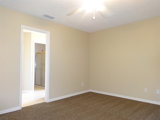 Building Photo - 13404 Silver Leaf Cir