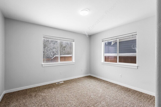 Building Photo - Northeast 3 BR - 2 BA Single-level Home w/ large Backyard