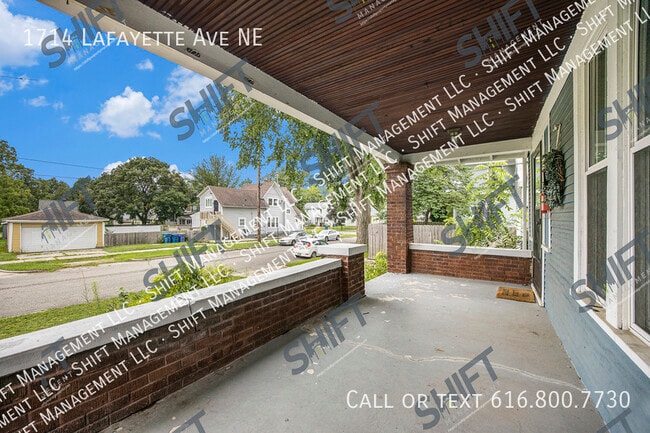 Building Photo - 1714 Lafayette Ave NE