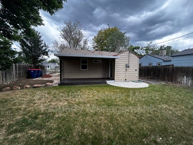Building Photo - 6915 W 55th Pl