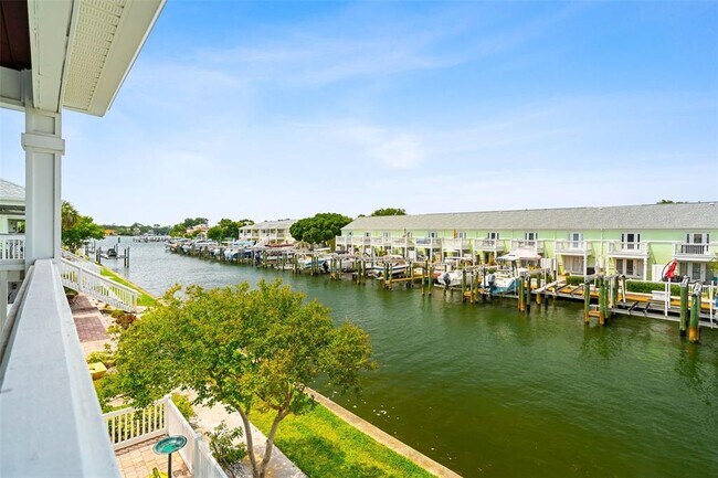 Building Photo - 5052 Starfish Dr SE