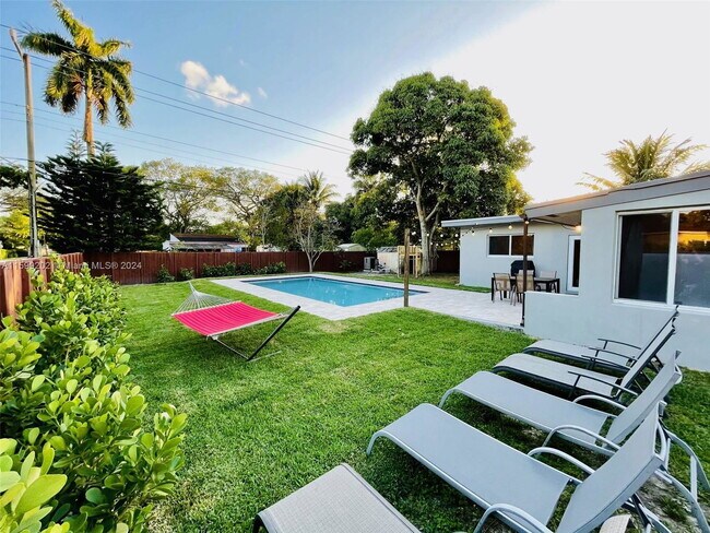 Primary Photo - Northeast 132nd Street, North Miami, FL 33...