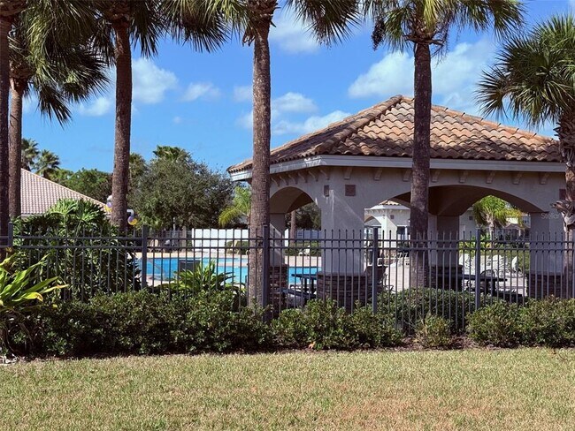 Building Photo - 12236 Fairlawn Dr