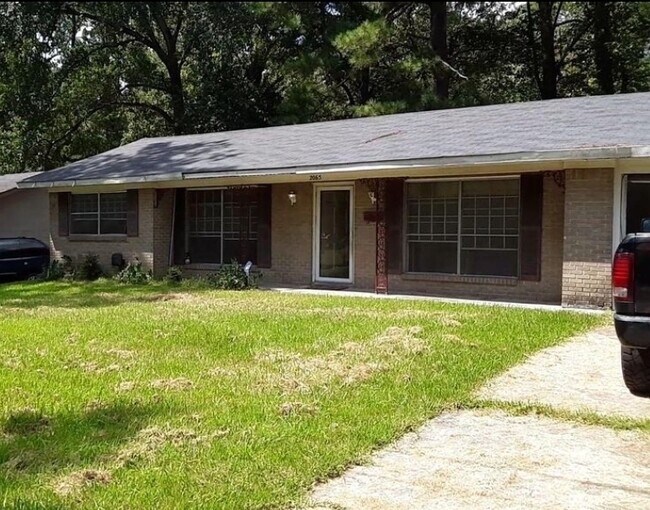 Primary Photo - 2065 Flowers Dr