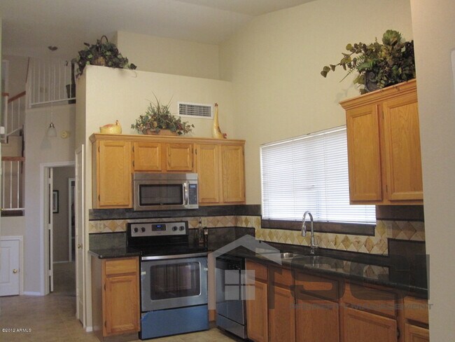 Building Photo - 1952 E Rosemonte Dr