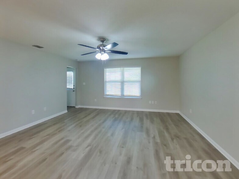 Building Photo - 11651 Luckey Vista
