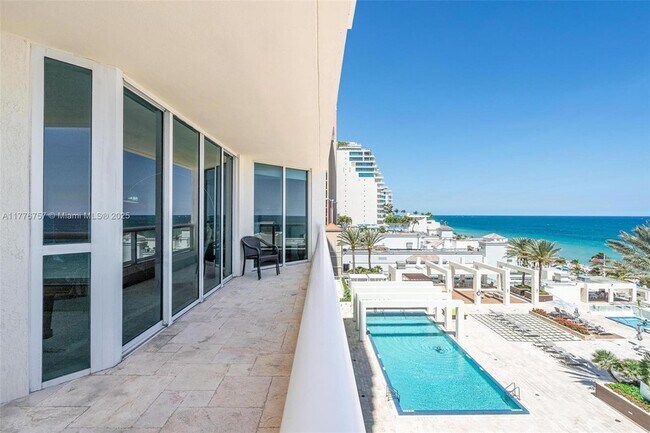 Building Photo - 101 S Fort Lauderdale Beach Blvd