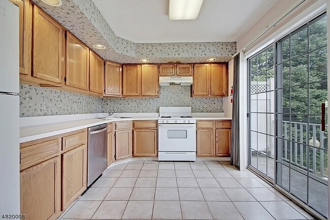 Building Photo - 4006 Riddle Ct