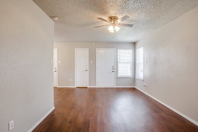 Building Photo - Updated 2/1/1 near LCU!