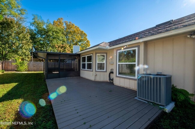 Building Photo - 2080 Tanager Dr