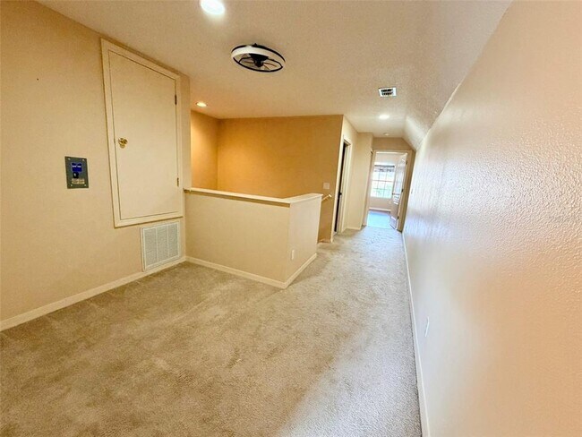 Building Photo - 847 Whispering Cypress Ln