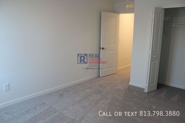 Building Photo - 1716 Tropical Oasis Ave